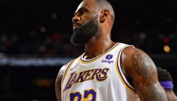 LeBron James contrato Lakers